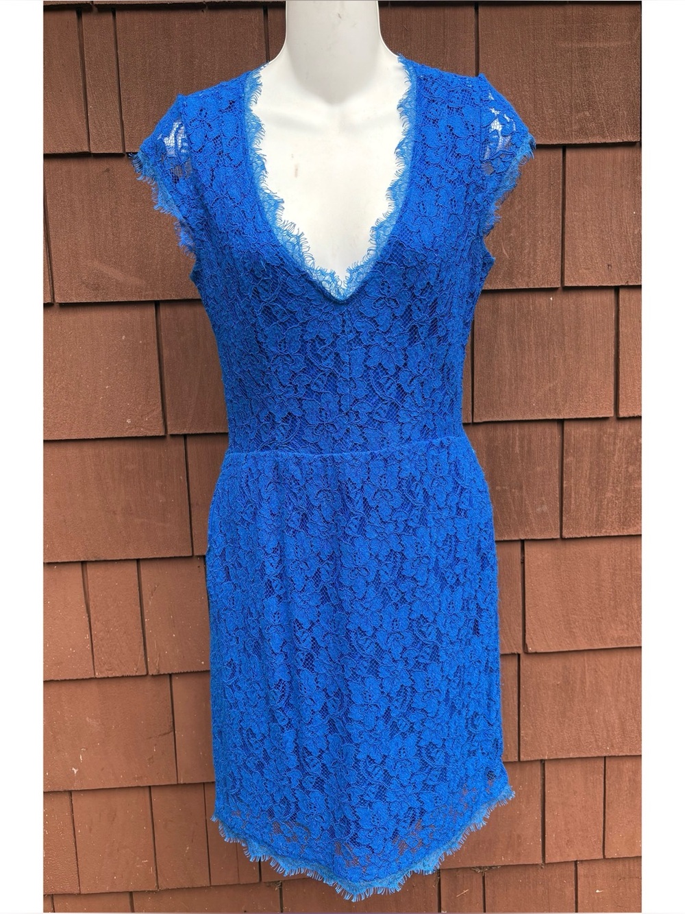 Babaton Tobias blue v neck Elegant Lace mini Dress 4